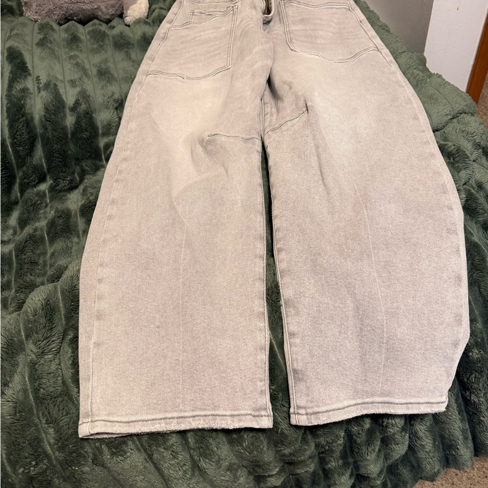 Risen Light Gray Wide Leg Jeans